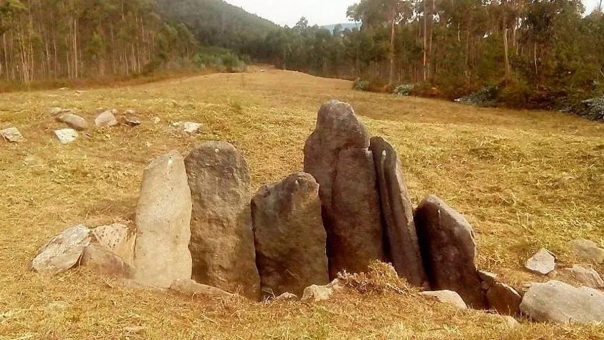 Mámoas dos Campiños